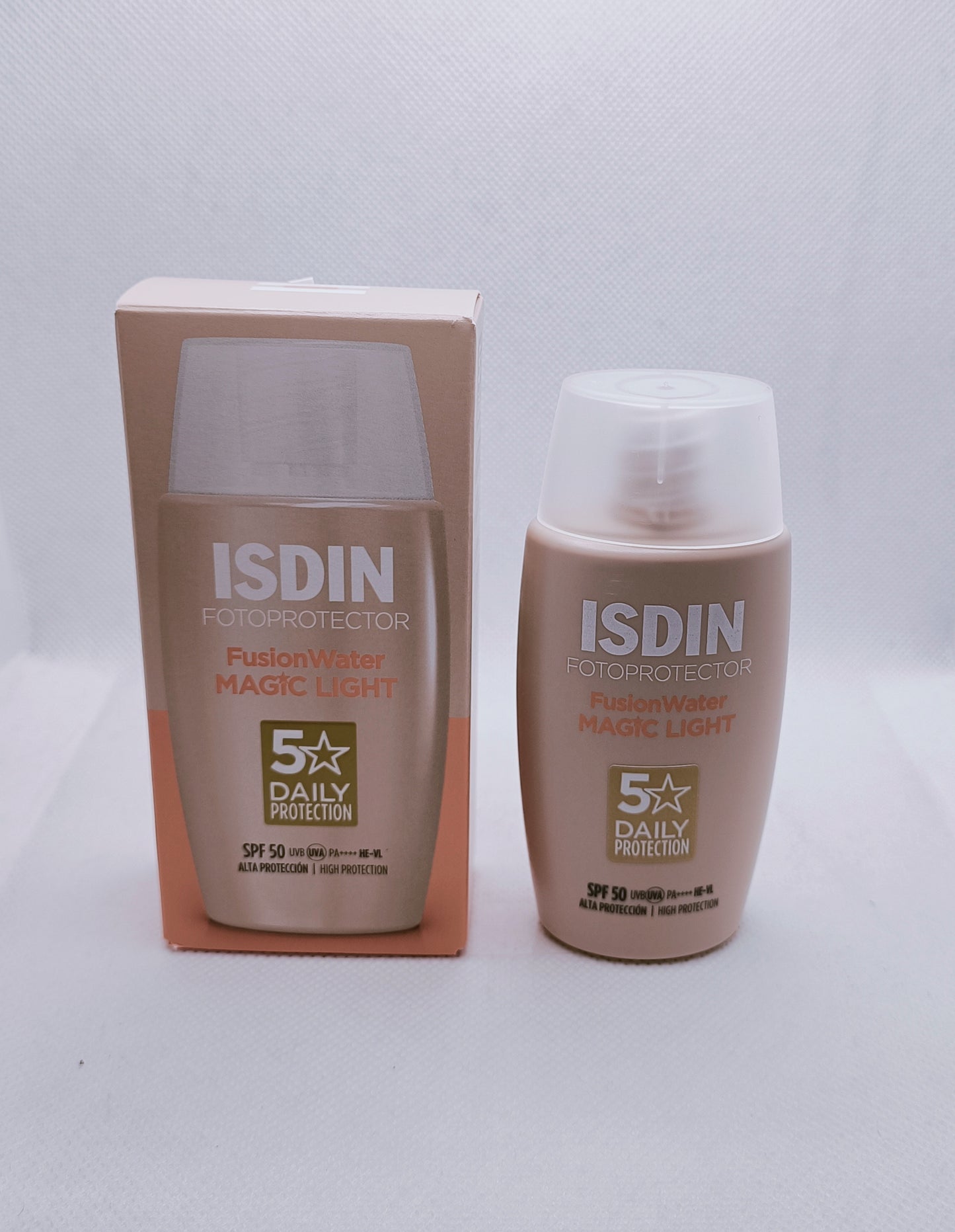 Fotoprotector ISDIN Fusion Water MAGIC Color Medium SPF 50